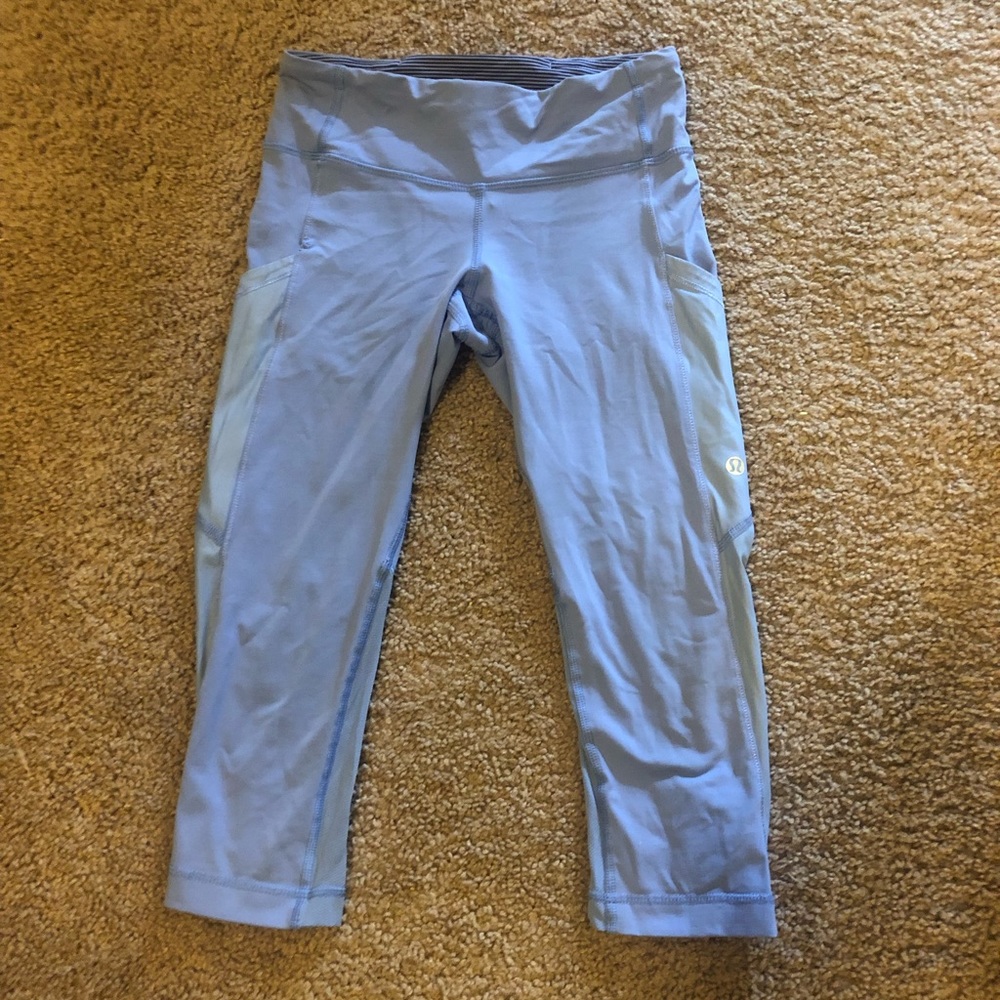 Lululemon Crop Leggings sz 2 XS Purple Lilac